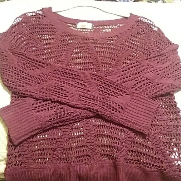 Crochet sweater - Picture 2 of 2